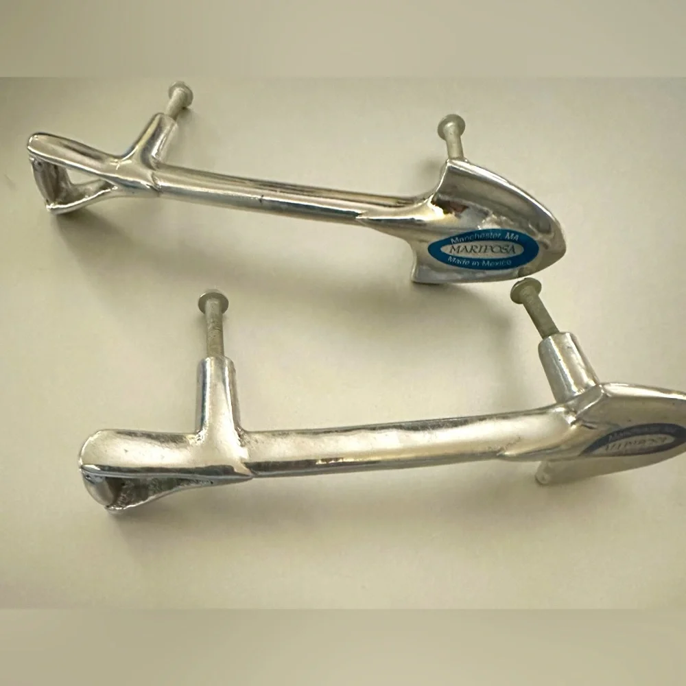 NWT Mariposa Manchester Shovel Drawer Pull Hook Handle Made Mexico Door Hardware